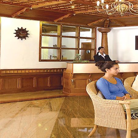 Grand Thekkady Hotell Kumily Exteriör bild