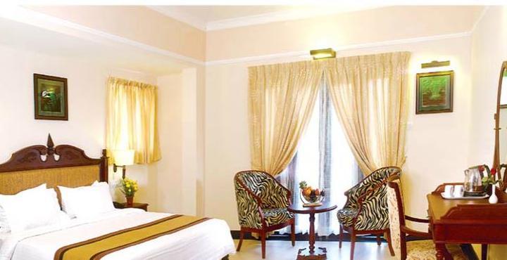 Grand Thekkady Hotell Kumily Exteriör bild